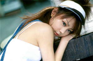 爱上海419论坛：The night view of old Shanghai contrasted with the new generation